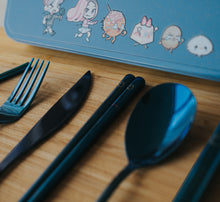 Load image into Gallery viewer, Deep Blue Chasing Cutlery Set - Chonnyday